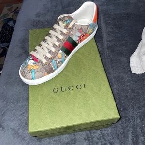 Women’s Disney x Gucci Donald Duck Ace Sneaker